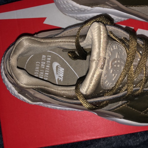 Nike huaraches women’s size 6 - Picture 2 of 4